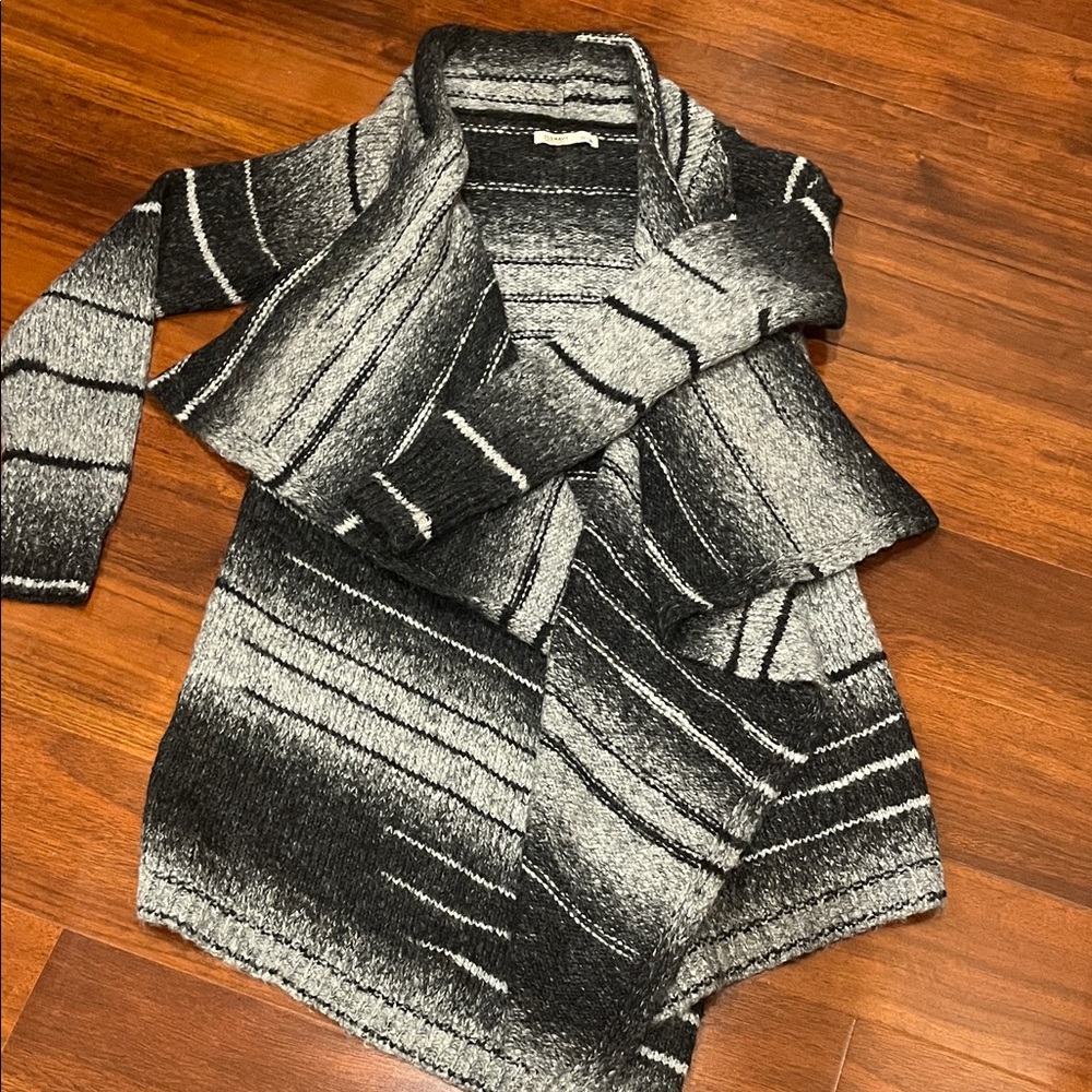 Old Navy Charcoal and Light Gray Knit Sweater